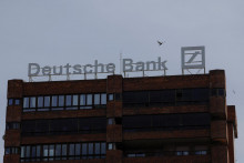 Hospodárske výsledky Deutsche Bank za prvý kvartál 2025 poukazujú na ich stabilné základy a zlepšujúcu sa výkonnosť. FOTO: REUTERS