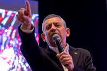 Líder najväčšej tureckej opozičnej strany Özgür Özel. FOTO: Reuters