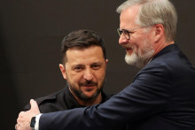 Český premiér Petr Fiala a ukrajinský prezident Volodymyr Zelenskyj. FOTO: Reuters