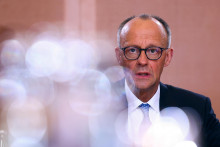 Nový nemecký kancelár Friedrich Merz si dobre uvedomuje, že eurozónu čaká solídna neistota hospodárskeho oživenia v dôsledku Trumpových ciel. FOTO: REUTERS