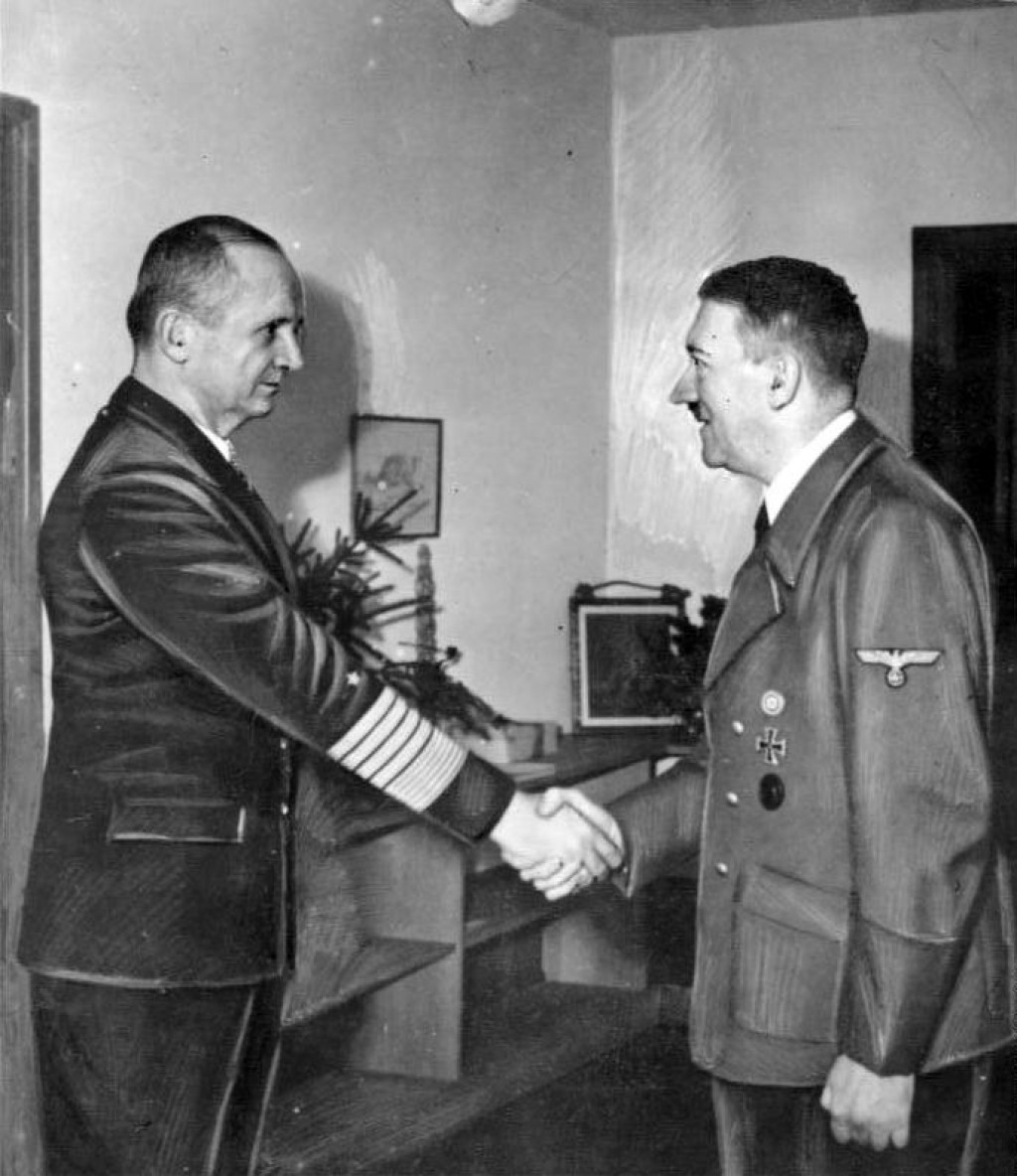 Karl Dönitz a Adolf Hitler