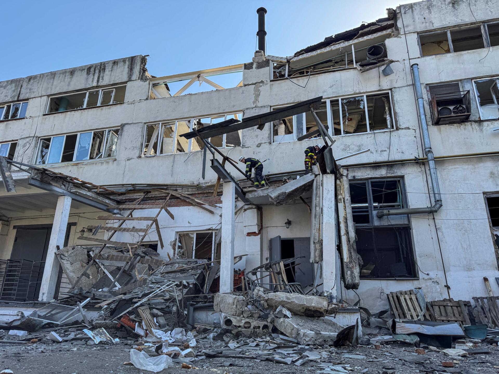 Rusko podľa Ukrajiny napriek prímeriu zhodilo bomby na Sumskú oblasť