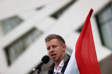 Predseda mimoparlamentnej strany TISZA a europoslanec Péter Magyar. FOTO: REUTERS
