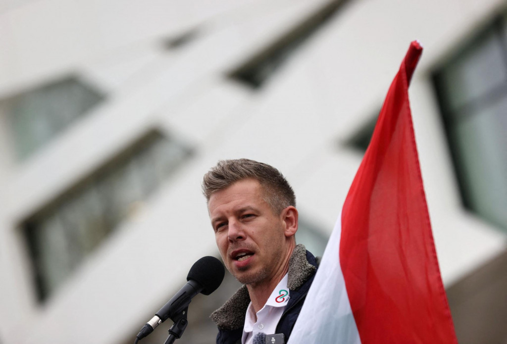 Predseda mimoparlamentnej strany TISZA a europoslanec Péter Magyar. FOTO: REUTERS
