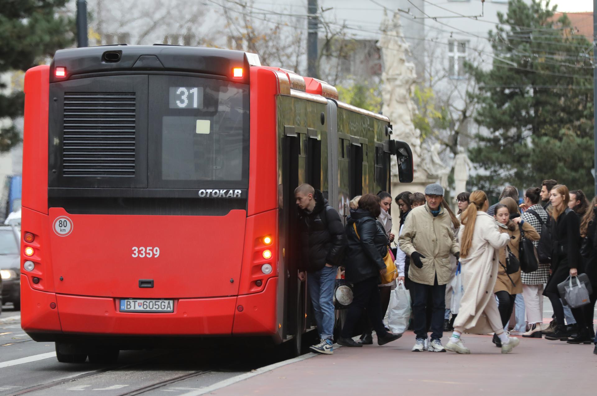 Inflácia neobišla ani bratislavský dopravný systém, od júna sa pripravte na vyššie ceny