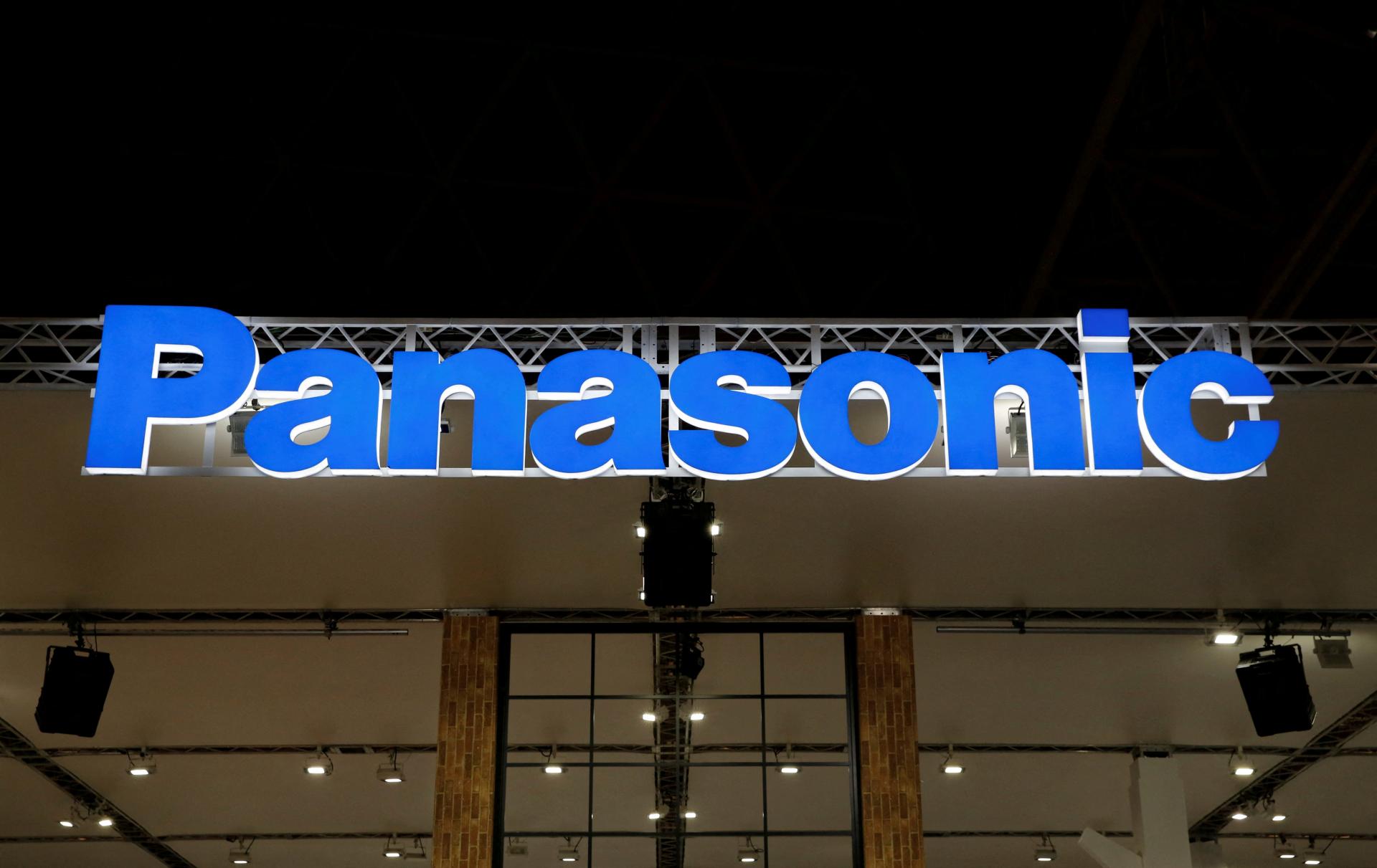 Panasonic plánuje prepustiť až 10-tisíc zamestnancov, štyri percentá pracovnej sily