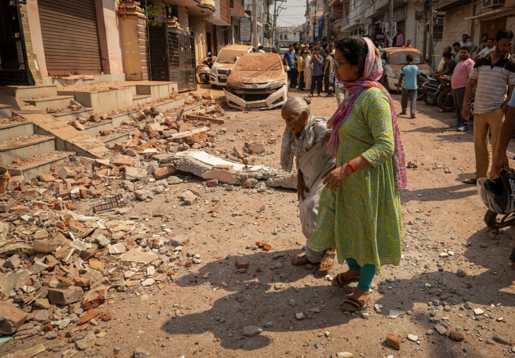 India a Pakistan sa v sobotu dohodli na okamžitom prímerí, ktoré malo zastaviť najhoršie ozbrojené strety medzi týmito krajinami za posledné desaťročia. FOTO: Reuters