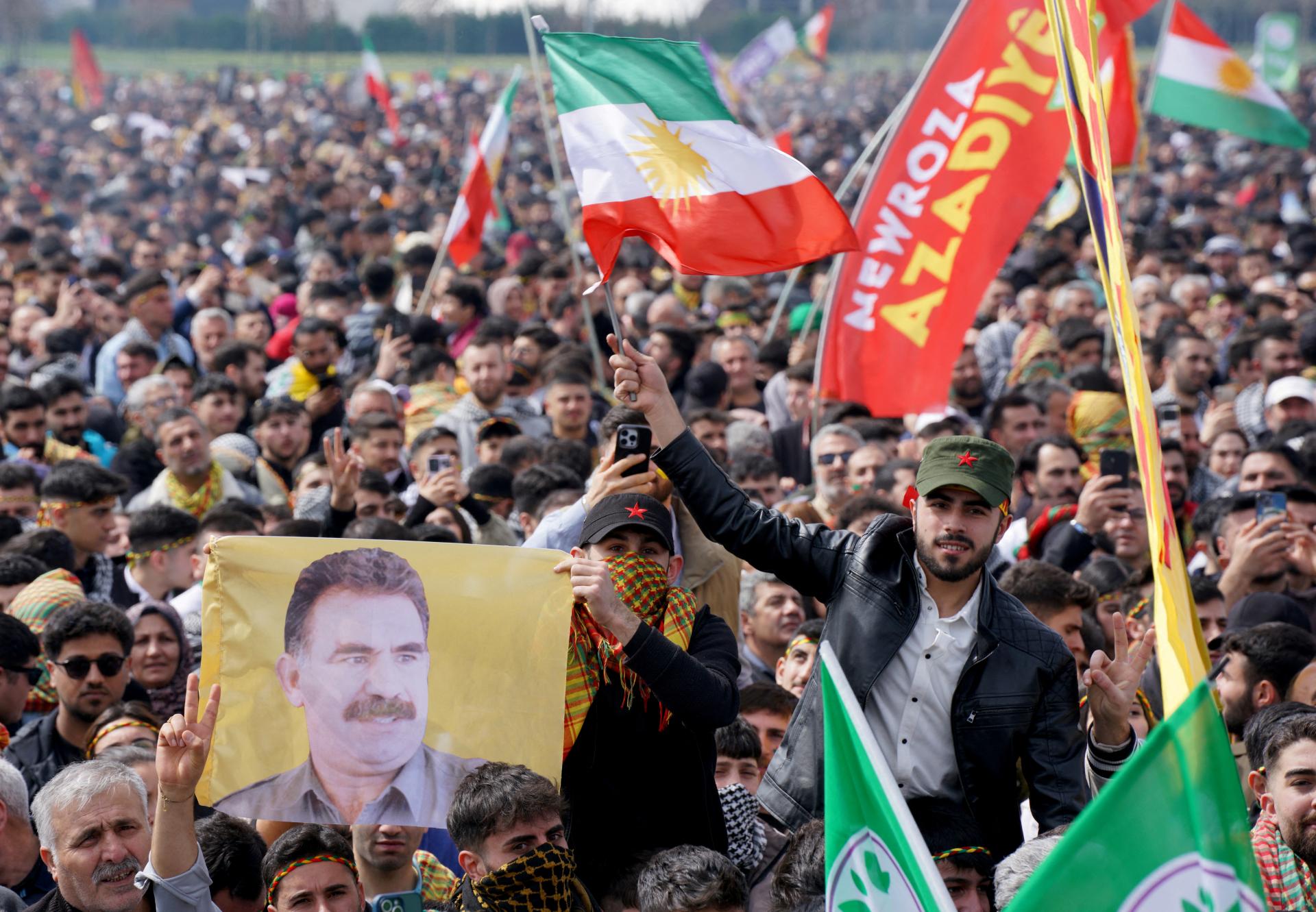 Strana kurdských pracujúcich ukončí ozbrojený boj proti Turecku a rozpustí sa