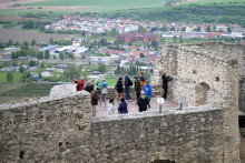 Snímka z otvorenia letnej turistickej sezóny na Spišskom hrade 10. mája 2025. FOTO TASR