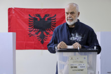 Súčasný albánsky premiér Edi Rama. FOTO: TASR/AP