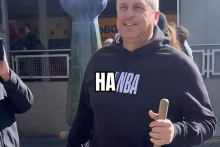 Priradíte k memečkám udalosti, z ktorých si robia srandu?