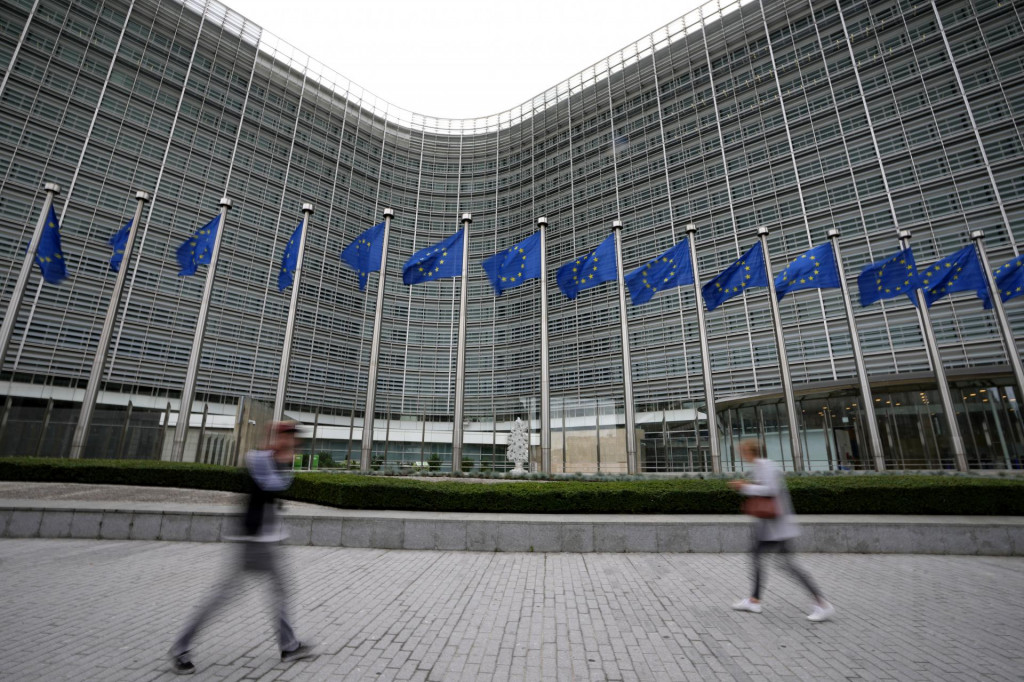 Slovenský problém s kanalizáciou si všímajú aj v Bruseli. FOTO TASR/AP/V. Mayo