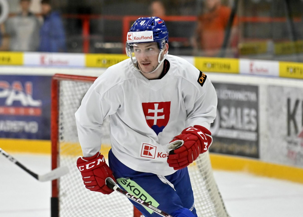 Slovenský hokejový útočník Oliver Okuliar. FOTO: TASR/R. Hanc