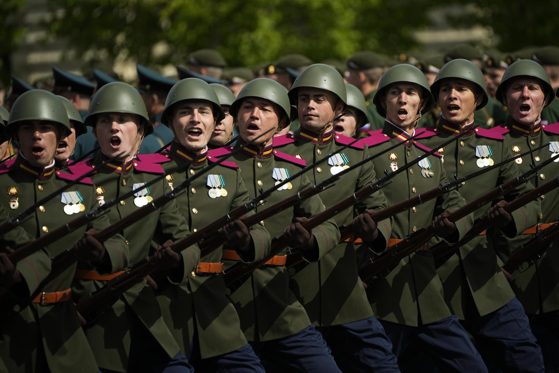 Do boja za Rusko vo vojne na Ukrajine sa každý mesiac hlási vyše 60-tisíc dobrovoľníkov, tvrdí Putin