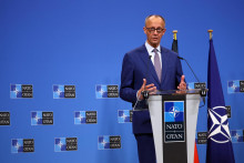Nemecký kancelár Friedrich Merz na konferencii NATO. FOTO: REUTERS