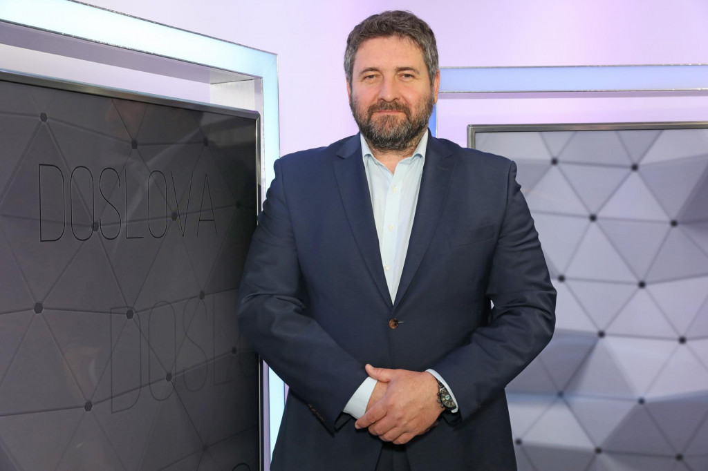 Veľmi otázne a nejasné je financovanie projektu v čase konsolidácie, hovorí Zachar.