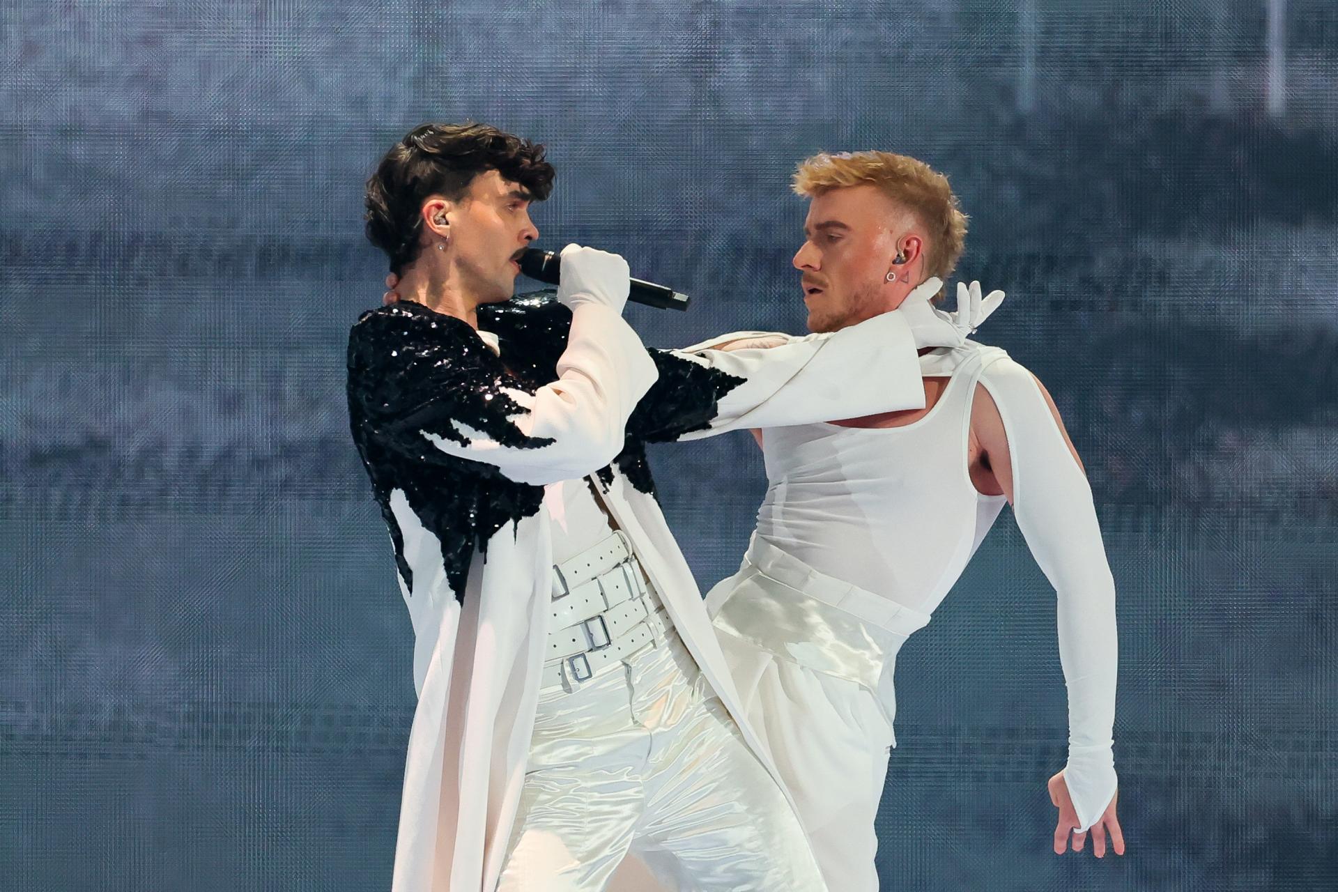 Slovenský spevák ADONXS, reprezentujúci na Eurovízii Česko, nepostúpil do finále súťaže