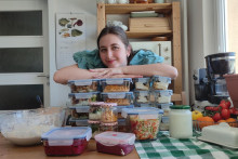 Agát robí každú nedeľu meal prep na nasledujúci týždeň.