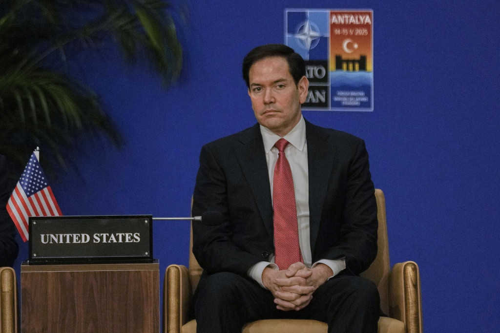 Americký minister zahraničných vecí Marco Rubio počas neformálneho stretnutia šéfov diplomacie krajín NATO v meste Antalya na juhozápade Turecka. FOTO: TASR/AP
