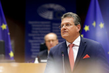 Európsky komisár pre obchod Maroš Šefčovič uviedol, že EÚ neprijme požiadavky USA na zrušenie dane z pridanej hodnoty alebo oslabenie predpisov v oblastiach digitálneho trhu a daní. FOTO: REUTERS