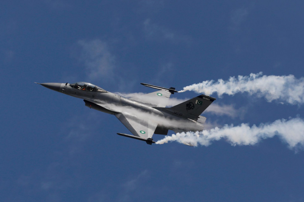 Ilustračná fotografia. Stíhačka F-16. FOTO: Reuters
