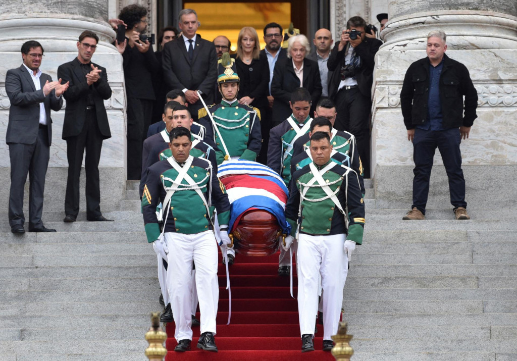 Pohreb bývalého uruguajského prezidenta Josého Mujicu. FOTO: Reuters