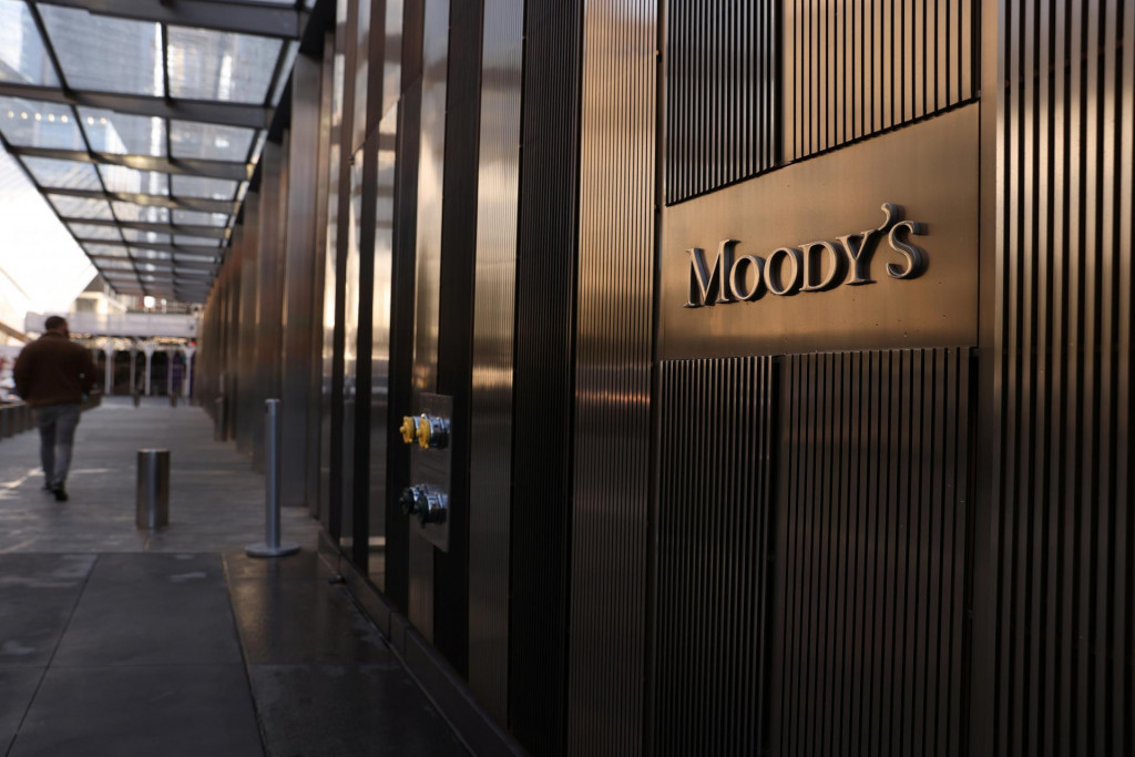 Moody‘s bola posledná z troch hlavných ratingových agentúr, ktorá USA hodnotila najvyšším stupňom. FOTO: REUTERS
