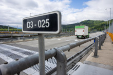 Na snímke diaľnica D3. FOTO: TASR/Daniel Stehlík