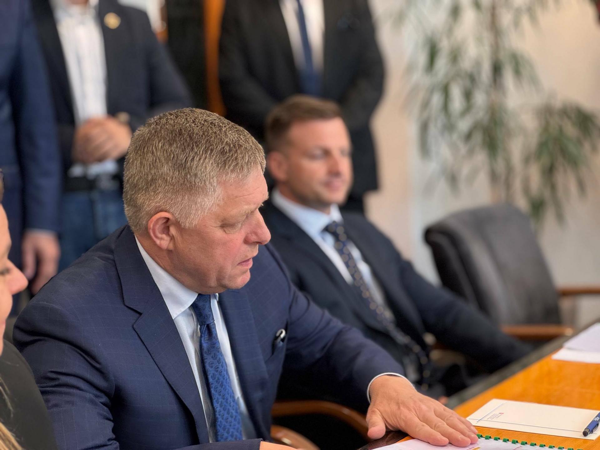 Takáčov rezort splnil 40 percent cieľov. Prebrali sme ho ako prírodnú katastrofu, tvrdí Fico