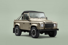 Land Rover Defender V8 Soft Top