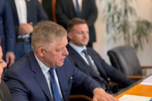 Robert Fico počqs stretnutia s Richardom Takáčom. FOTO: HN/Akos Cséplö