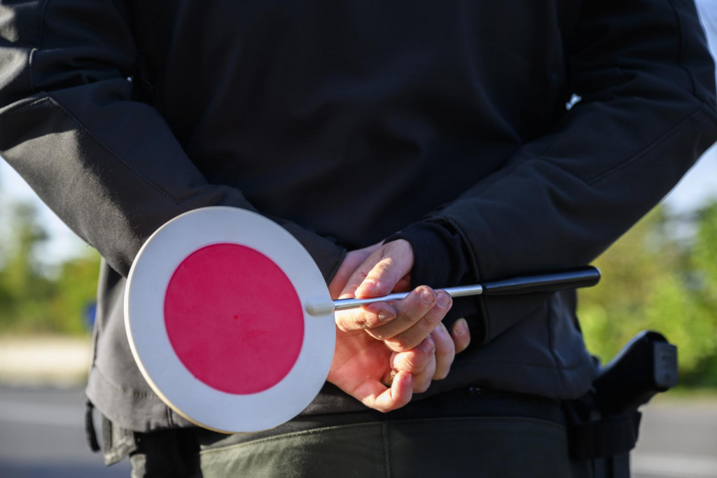 Rakúsko od polnoci stredy 21. mája opäť otvorí malé priechody na hraniciach so Slovenskom a Maďarskom. FOTO: TASR/Jaroslav Novák