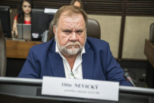 Oto Nevický z AZZZ hovorí, že je potrebné, aby vláda šetrila najmä na výdavkovej strane. FOTO: TASR/Jaroslav Novák