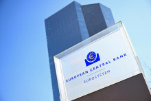 Budova Európskej centrálnej banky vo Frankfurte, FOTO: REUTERS