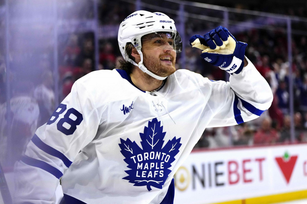 Hráč Toronta William Nylander. FOTO: TASR/AP