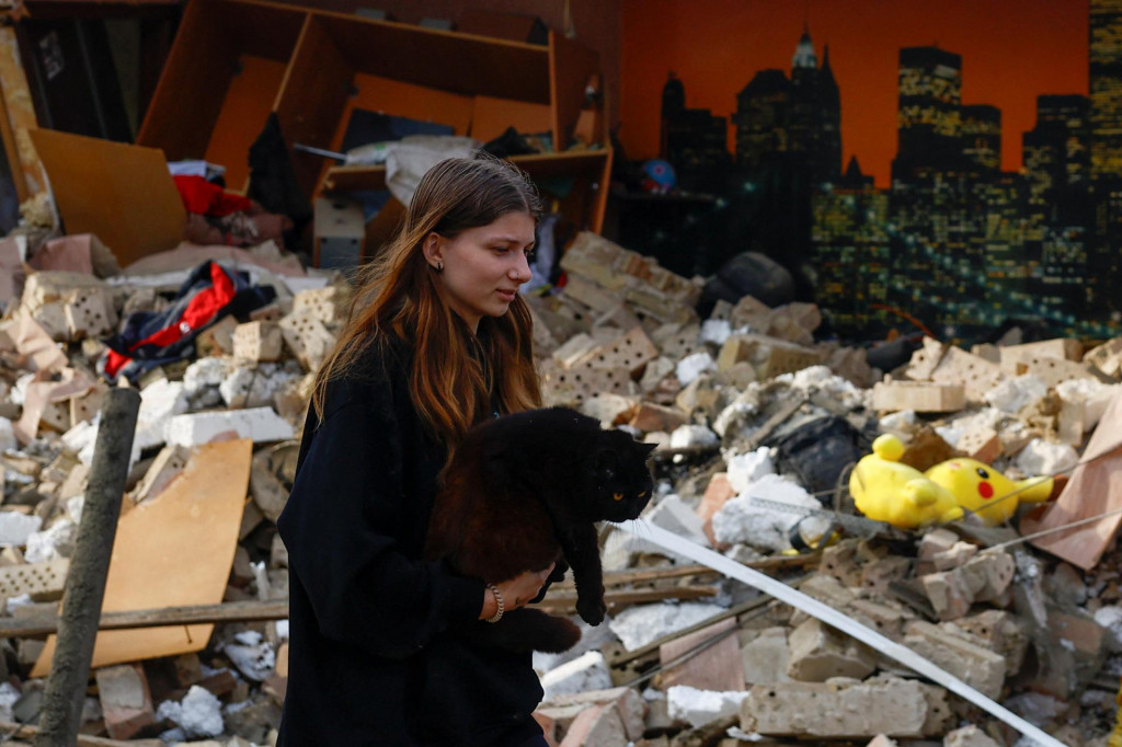 Rusi v nedeľu podnikli najrozsiahlejší dronový útok na Ukrajinu od začiatku vojny. Na viacero oblastí vypustili dovedna 273 dronov. FOTO: Reuters