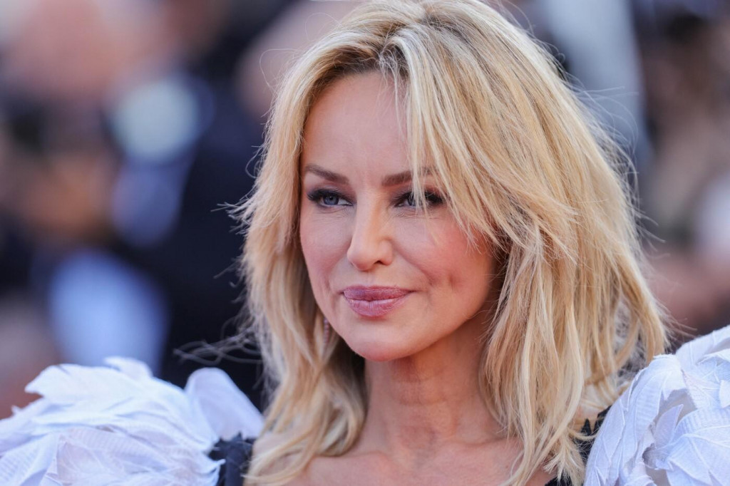 Adriana Karembeu predviedla svižu vizáž.