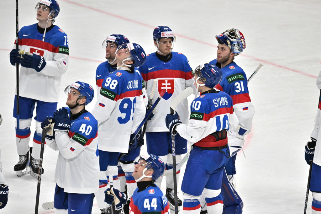 Tohtoročný šampionát nebol pre Slovensko nijako pamätný. Do budúcnosti by však náš hokej z tejto náročnej skúšky mohol vyťažiť. FOTO: TASR/J. Kotian