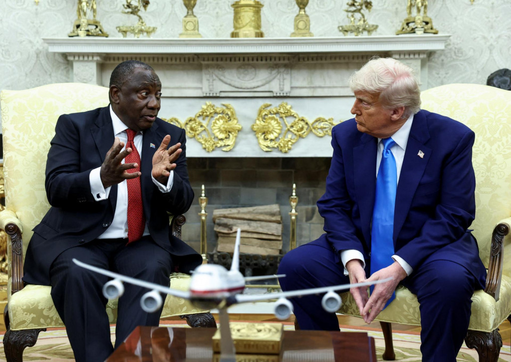 Americký prezident Donald Trump sa stretol s juhoafrickým prezidentom Cyrilom Ramaphosom. FOTO: Reuters