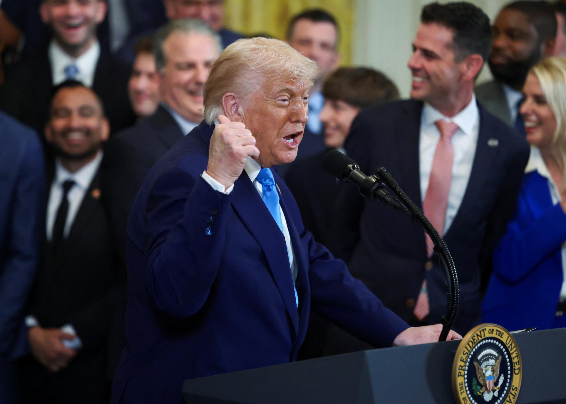 Snemovňa reprezentantov schválila Trumpov "veľký" zákon. Je najvýznamnejší zo všetkých, tvrdí prezident USA