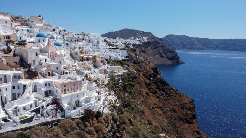 Grécky ostrov Santorini. FOTO: Reuters