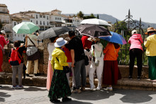 Turisti v španielskej Ronde. FOTO: Reuters