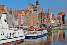 Poľský Gdansk je čoraz navštevovanejšou destináciou aj zo strany slovenských turistov. Pomáha tomu i priame letecké spojenie z Bratislavy. FOTO: archív HN