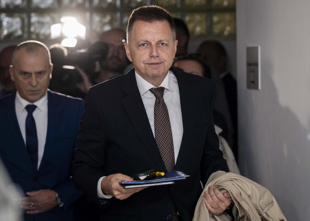 Guvernér Národnej banky Slovenska a exminister financií Peter Kažimír. FOTO: TASR/J. Kotian