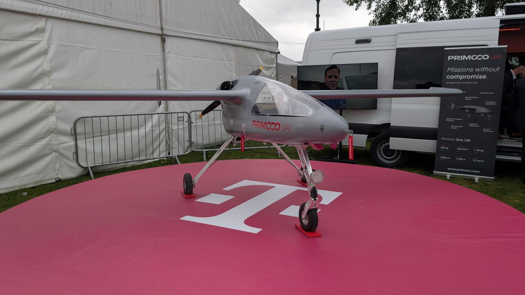 Telekom predstavil bezpilotný dron