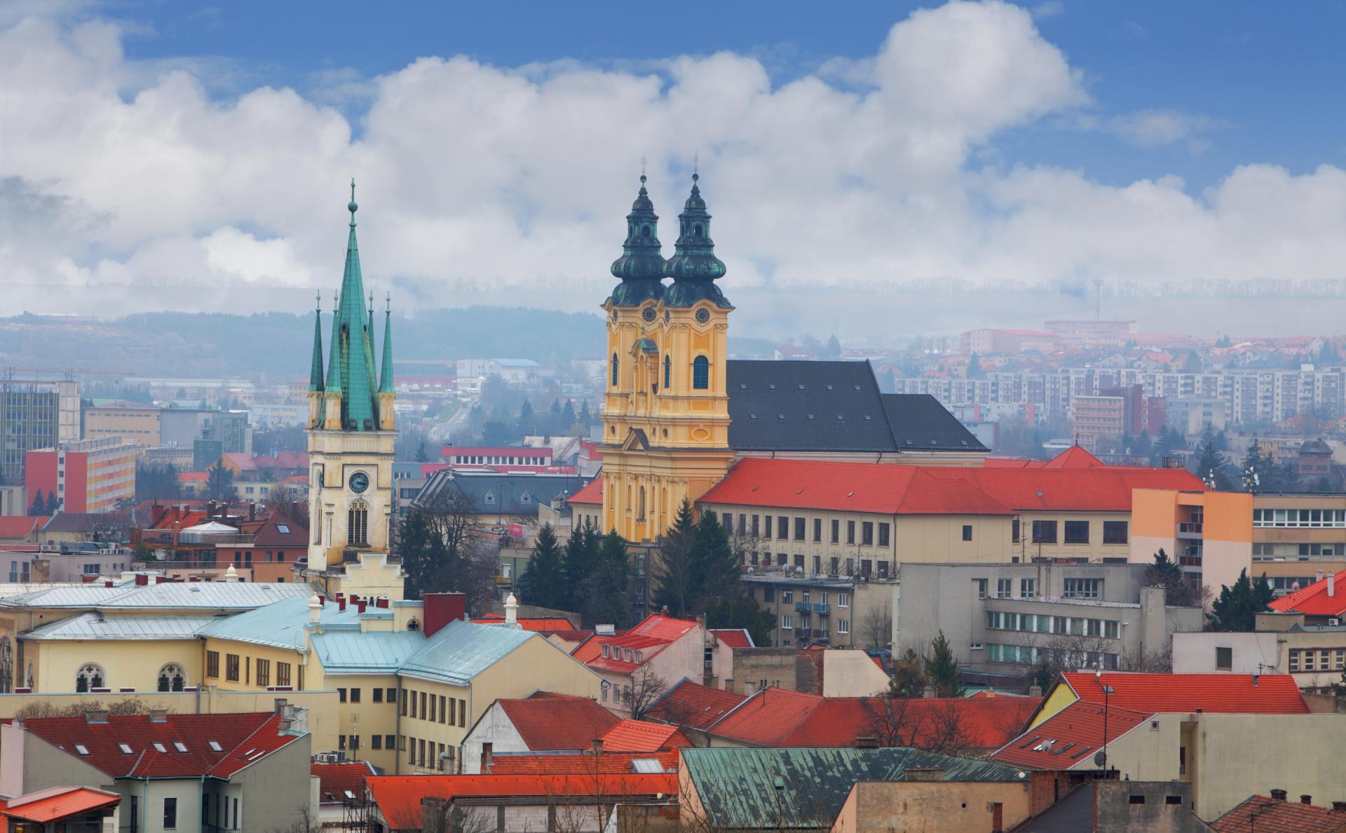 Slovensko sa od základov mení. Študentov stredných škôl na západe krajiny nahradia seniori a mladé rodiny