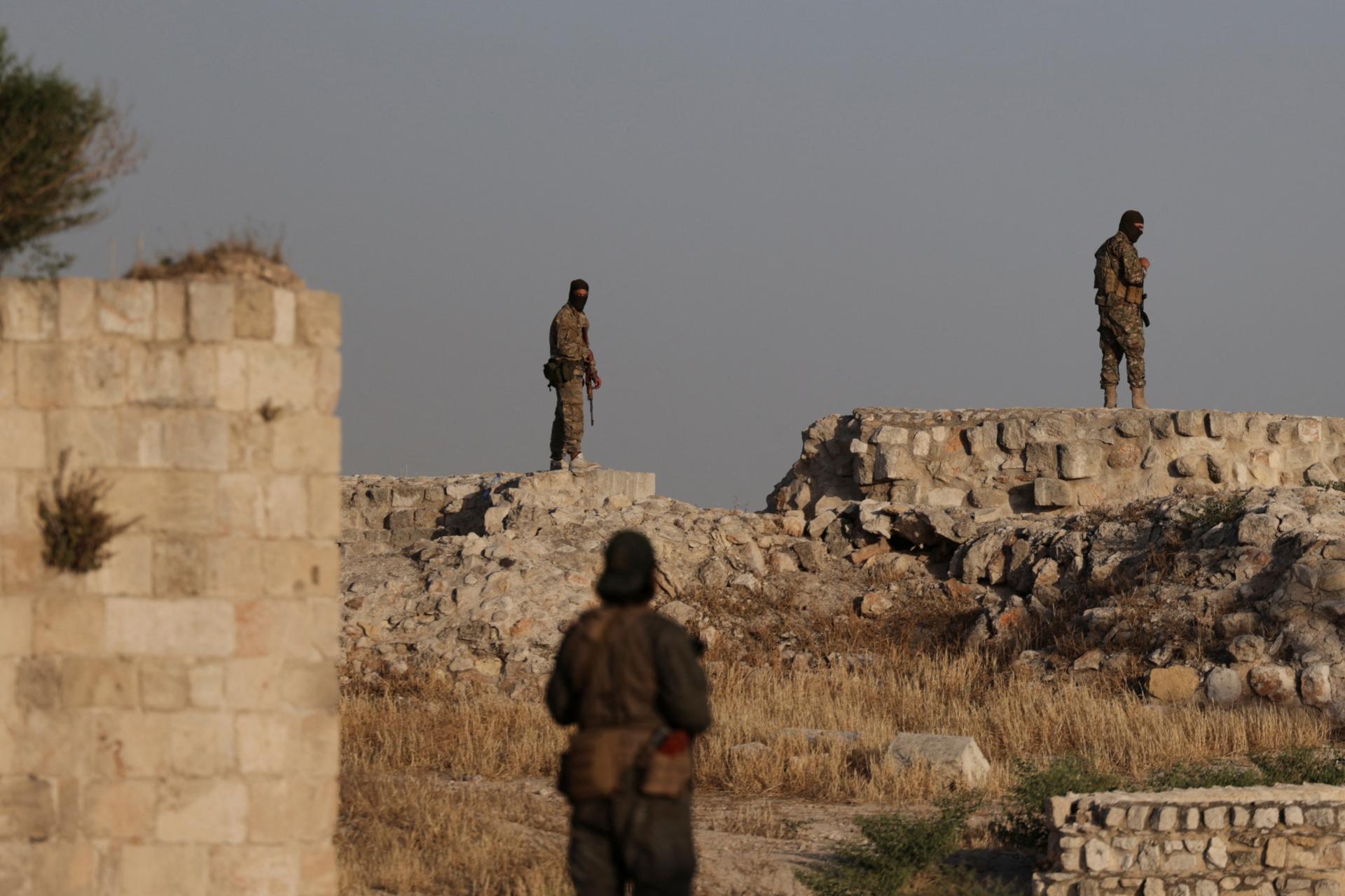 Islamský štát prvýkrát od zvrhnutia Asada zaútočil na vládne sily v Sýrii