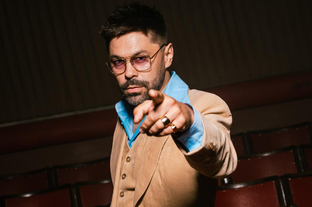 Adam Ďurica prináša nový dych legendárnej skladbe Čardáš dvoch sŕdc – zaznie vo filme o Karolovi Duchoňovi.