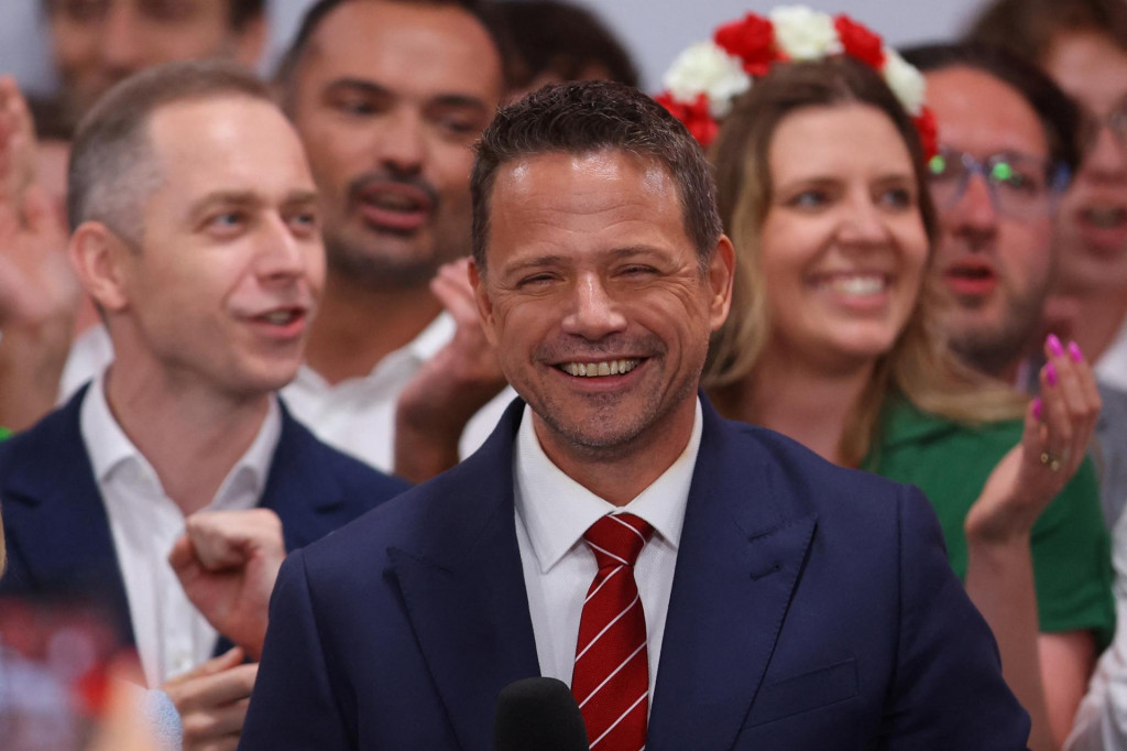Prezidentský kandidát vládnej Občianskej koalície Rafal Trzaskowski. FOTO: Reuters