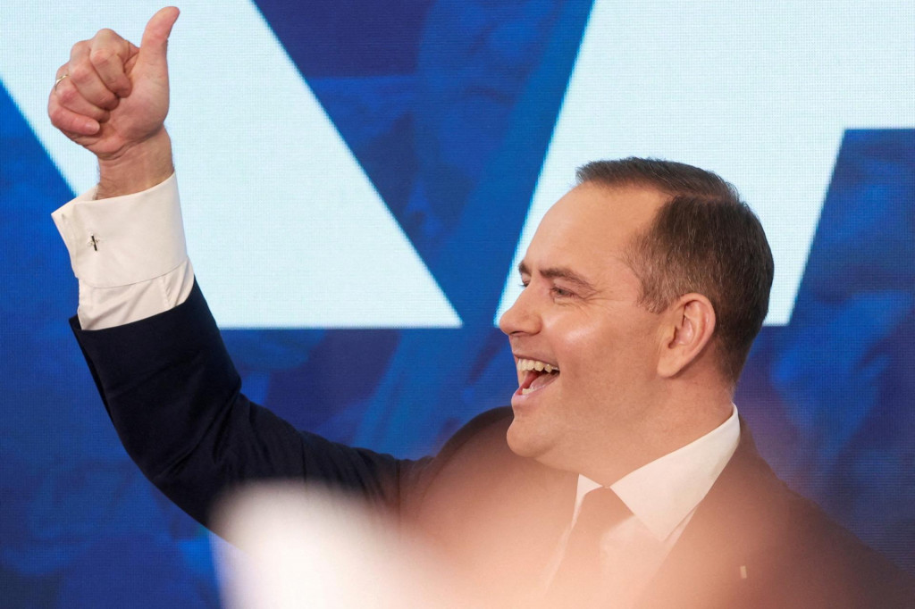 Karol Nawrocki, ktorého podporila opozičná strana Právo a Spravodlivosť, zvíťazil v nedeľňajšom druhom kole prezidentských volieb v Poľsku. FOTO: Reuters
